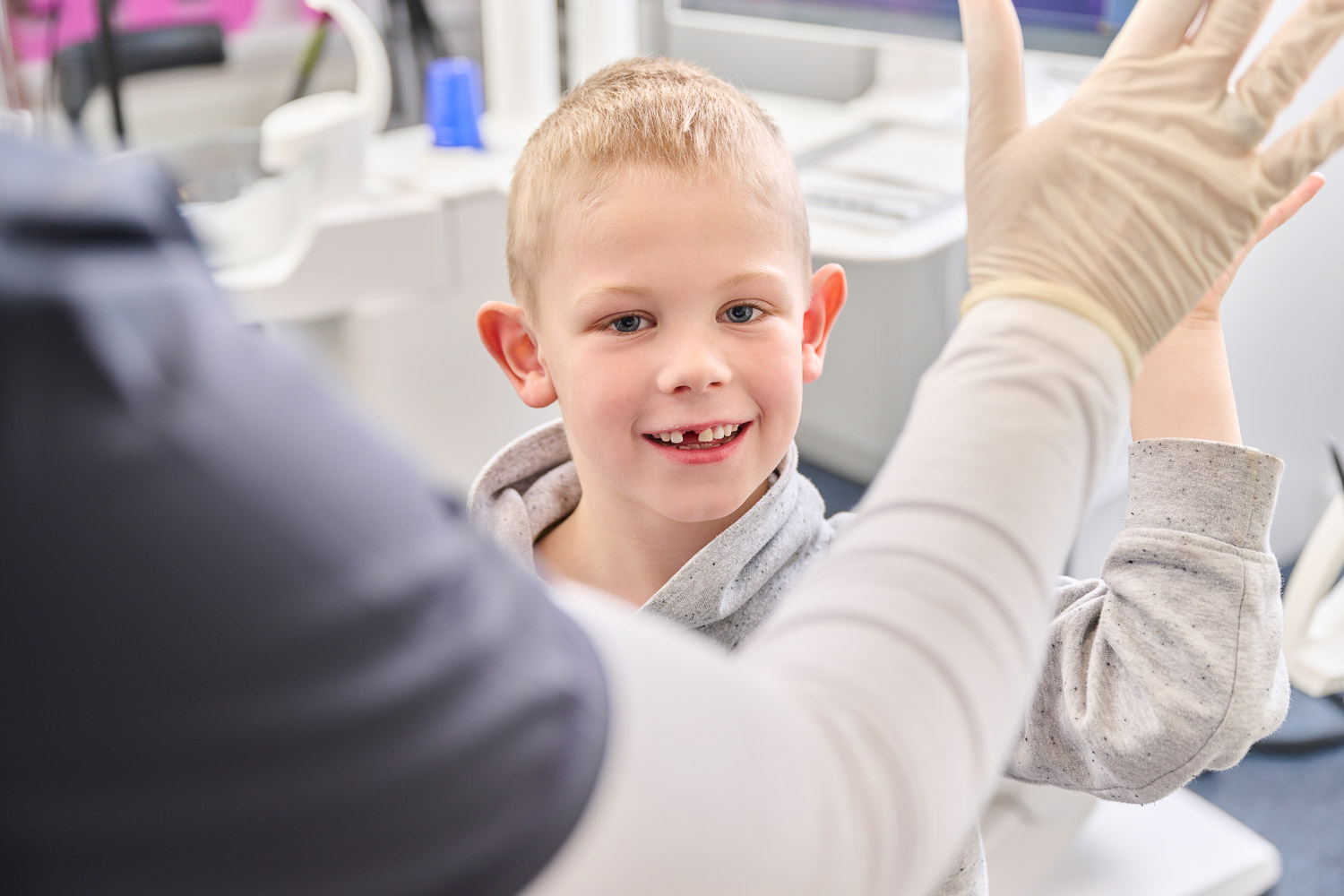 2023-11-23-Zahnarztpraxis-Stockmann-und-Partner-hauke-mueller-fotografie_HMF8040